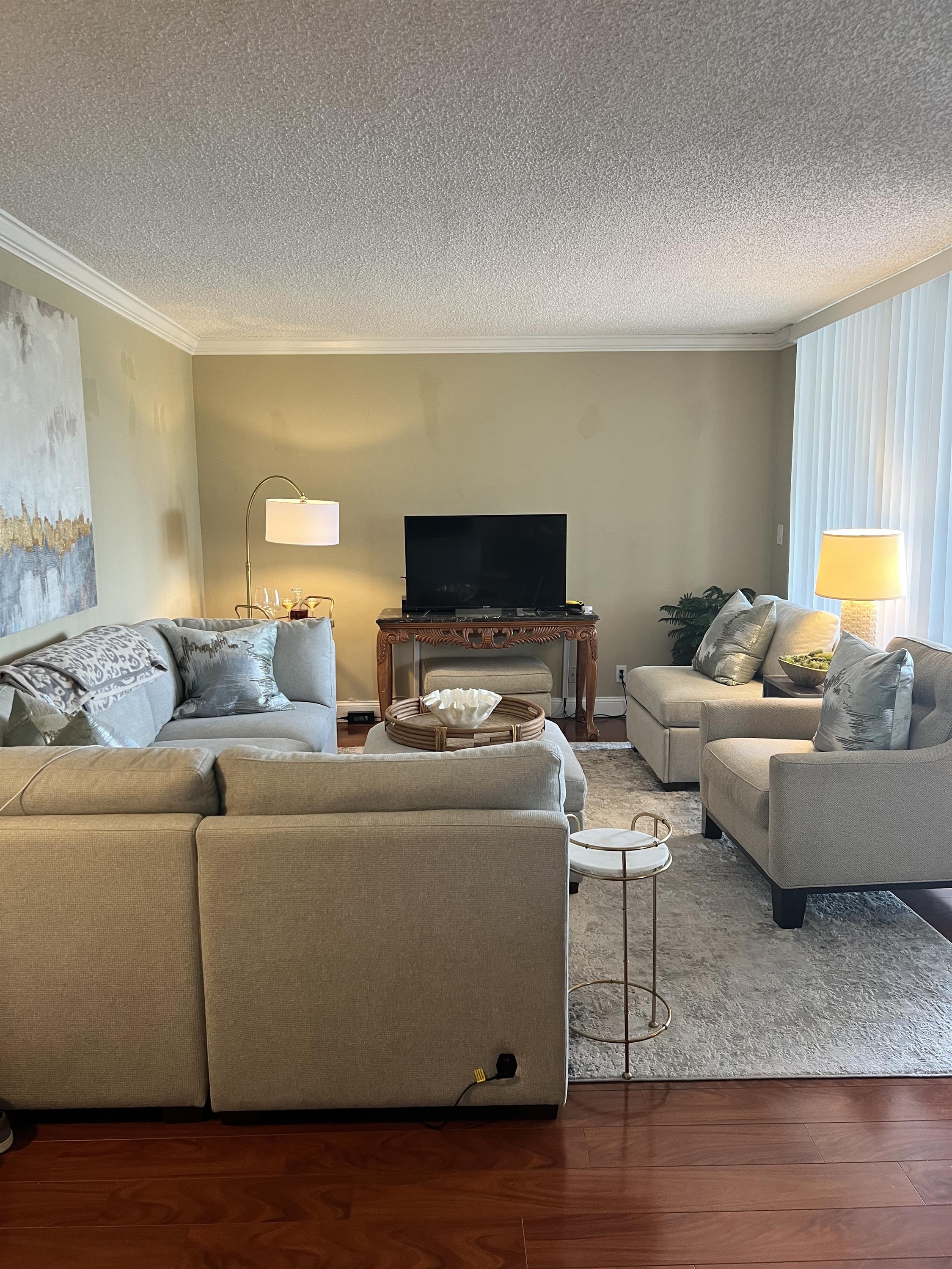 2455 Lindell Boulevard - 1